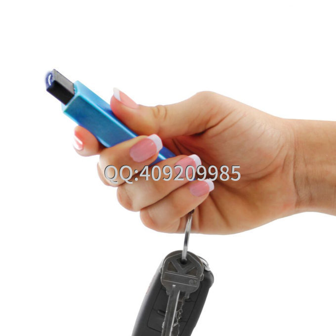 女性如何正確使用電擊棒？